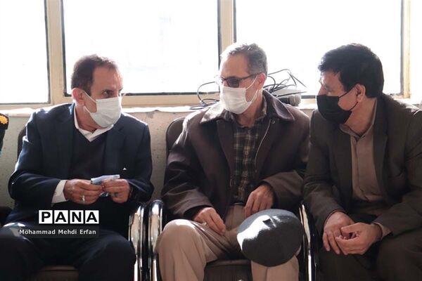 زنگ انقلاب در مدارس آباده