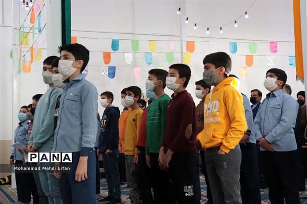 زنگ انقلاب در مدارس آباده