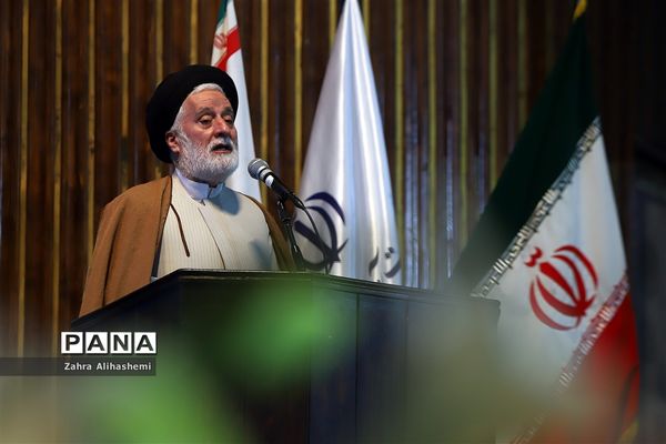 پیش اجلاس سراسری نماز دانش‌آموزی