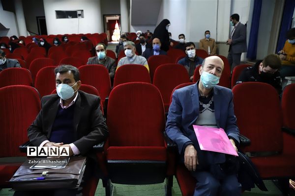 پیش اجلاس سراسری نماز دانش‌آموزی