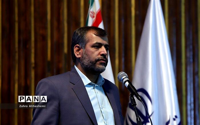 پیوند میان نماز، خانه، مدرسه و مسجد باید در راس فعالیت‌ها باشد
