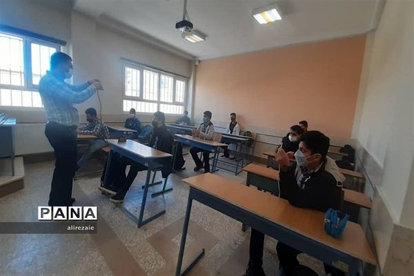 آموزش مهارت‌های تشکیلاتی به دانش‌آموزان شهرستان دماوند