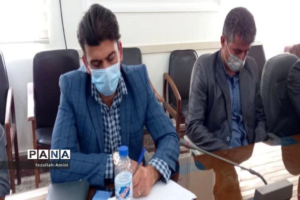 جلسه شورای آموزش و پرورش شهرستان دشتستان