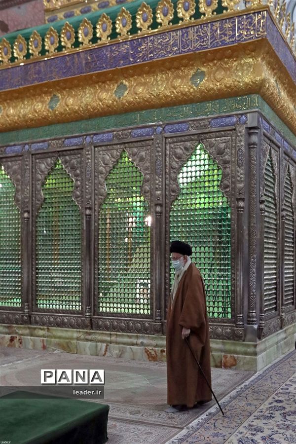 حضور در مرقد مطهر امام راحل و گلزار شهدای بهشت زهرا