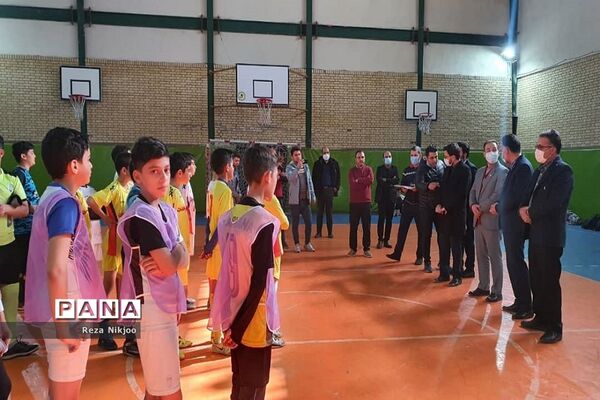 تقدیر از تیم‌های برتر فوتبال بهارستان یک