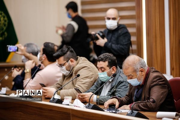 نشست خبری برنامه‌های دهه فجر