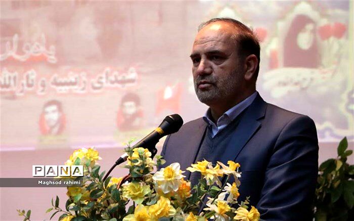 خانواده‌های شهدا شمعی نورانی در راه هدایت به سمت آرمان‌های شهدا هستند