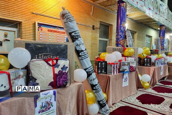 اهدای ۱۴ سری جهیزیه به نوعروسان تحت پوشش خیریه آبشار عاطفه‌ها