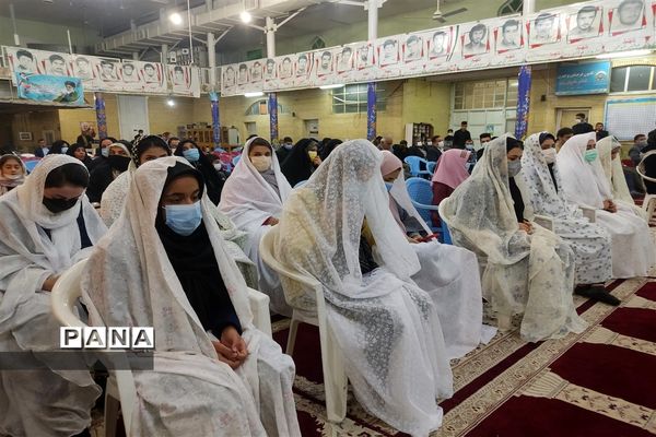 اهدای ۱۴ سری جهیزیه به نوعروسان تحت پوشش خیریه آبشار عاطفه‌ها