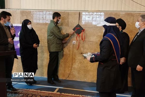 نواخته شدن زنگ انقلاب در آموزش و پرورش رودهن