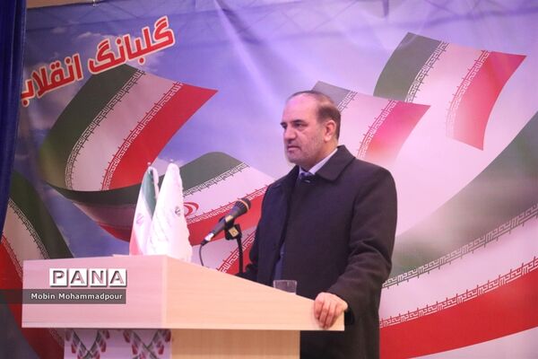 آغاز جشن‌های پیروزی انقلاب با نواخته شدن زنگ انقلاب در آذربایجان شرقی