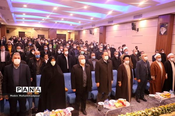 آغاز جشن‌های پیروزی انقلاب با نواخته شدن زنگ انقلاب در آذربایجان شرقی