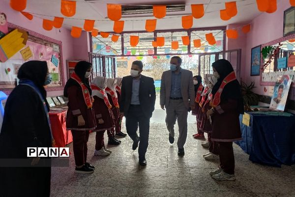 صدای زنگ انقلاب در دبستان دخترانه حضرت زینب ( س) در شهرستان قدس