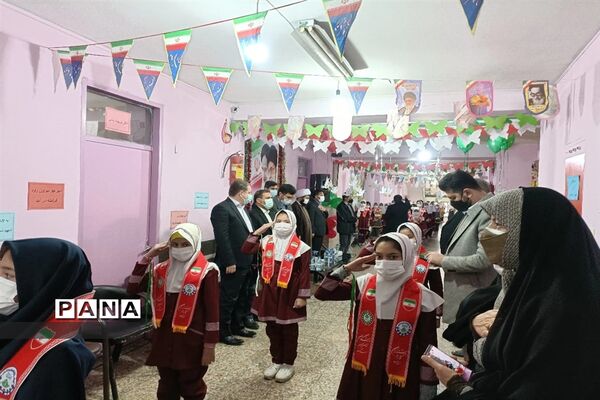 صدای زنگ انقلاب در دبستان دخترانه حضرت زینب ( س) در شهرستان قدس