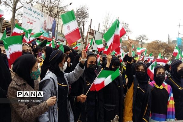 آیین نواختن زنگ انقلاب