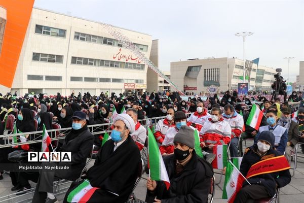 مراسم گلبانگ انقلاب در عرصه میدان شهدای مشهد