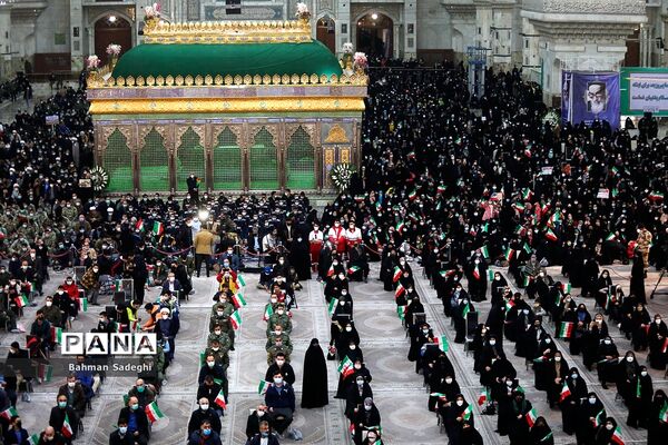 مراسم گرامیداشت ۱۲ بهمن در حرم امام خمینی (ره)