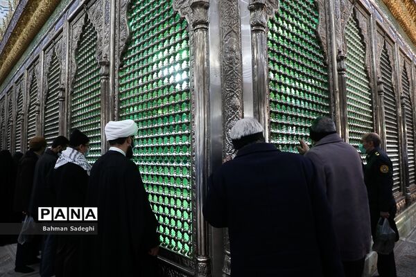 مراسم گرامیداشت ۱۲ بهمن در حرم امام خمینی (ره)