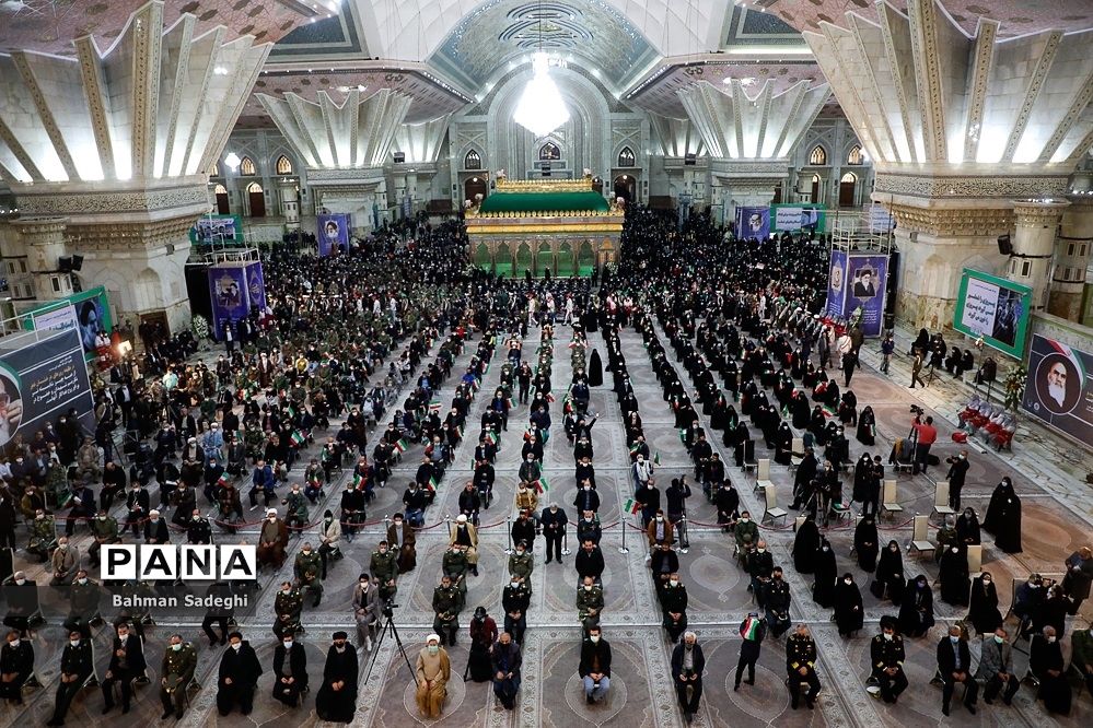 مراسم گرامیداشت ۱۲ بهمن در حرم امام خمینی (ره)