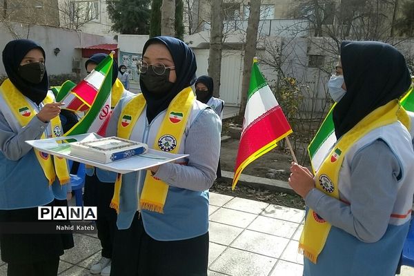 برگزاری همایش یاوران انقلاب در مدارس ناحیه۶ مشهد مقدس