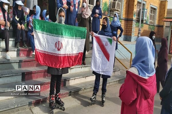 برگزاری همایش یاوران انقلاب در مدارس ناحیه۶ مشهد مقدس
