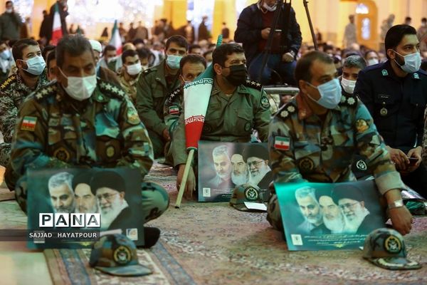 گرامیداشت ایام الله دهه فجر با حضور نیروهای مسلح در قم