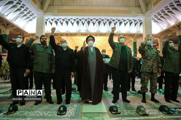 گرامیداشت ایام الله دهه فجر با حضور نیروهای مسلح در قم