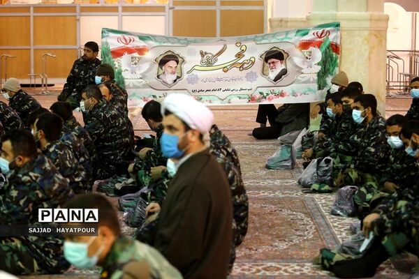 گرامیداشت ایام الله دهه فجر با حضور نیروهای مسلح در قم
