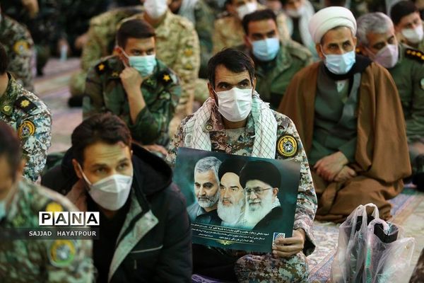 گرامیداشت ایام الله دهه فجر با حضور نیروهای مسلح در قم