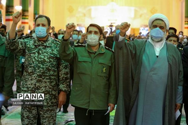 گرامیداشت ایام الله دهه فجر با حضور نیروهای مسلح در قم