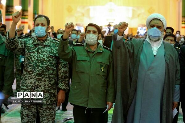 گرامیداشت ایام الله دهه فجر با حضور نیروهای مسلح در قم