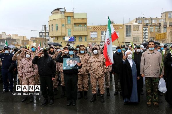 گرامیداشت ایام الله دهه فجر با حضور نیروهای مسلح در قم