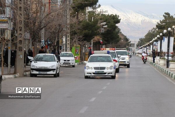 گرامیداشت 12 بهمن و مراسم گلبانگ انقلاب در میدان مرکزی تربت جام