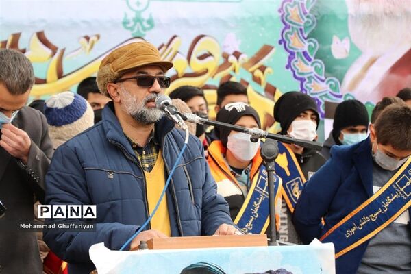 گرامیداشت 12 بهمن و مراسم گلبانگ انقلاب در میدان مرکزی تربت جام