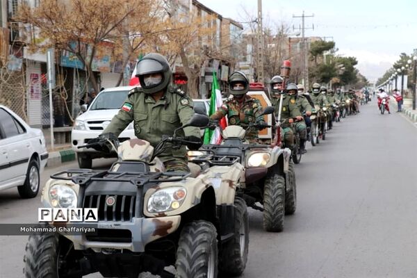 گرامیداشت 12 بهمن و مراسم گلبانگ انقلاب در میدان مرکزی تربت جام