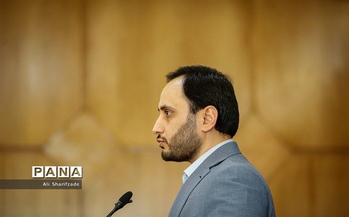 تقدیر بهادری جهرمی از سرلشکر باقری