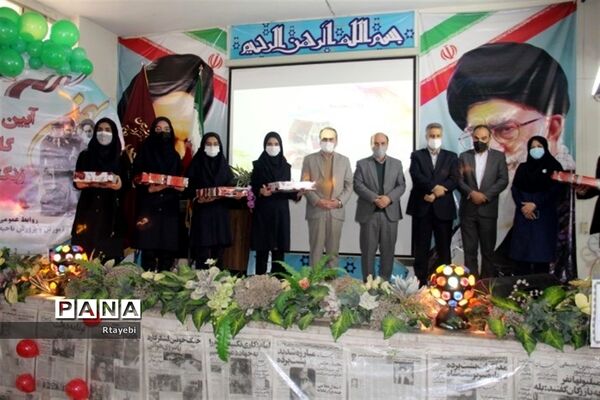 برگزاری مانور تشکیلاتی یاوران انقلاب اداره آموزش و پرورش ناحیه 2 در هنرستان دخترانه والفجر