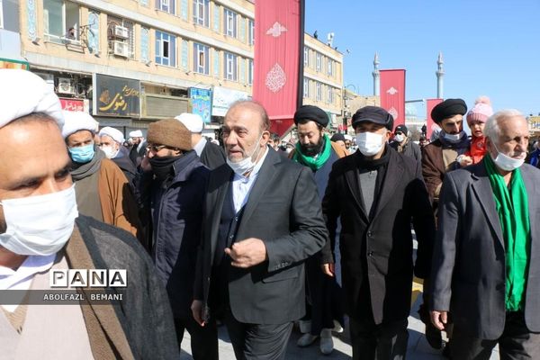 تشییع پیکر آیت الله صافی گلپایگانی در قم-1