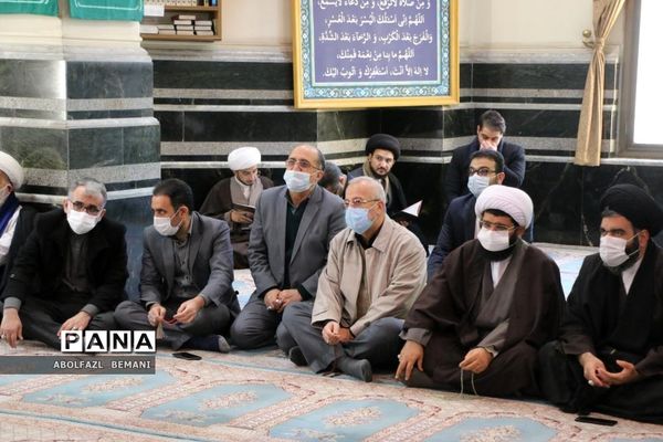 تشییع پیکر آیت الله صافی گلپایگانی در قم-1