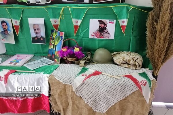 برگزاری نمایشگاه مدرسه انقلاب در شهرستان دماوند