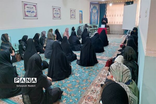 کارگاه آموزشی بهداشت دوران بلوغ دختران در قرچک