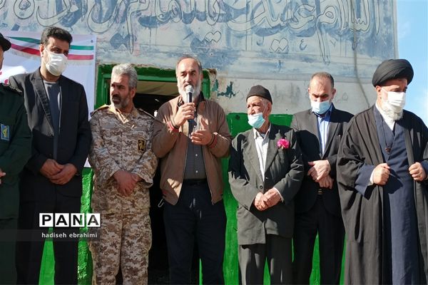 غبارروبی و عطر افشانی گلزار شهدا در گلوگاه