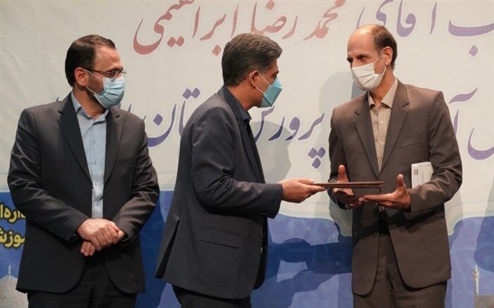 برگزاری مراسم تکریم و معارفه سرپرست اداره کل آموزش‌وپرورش استان اصفهان