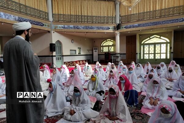 جشن تکلیف دختران مدرسه ابتدایی شهید سیفی شهرستان رباط کریم