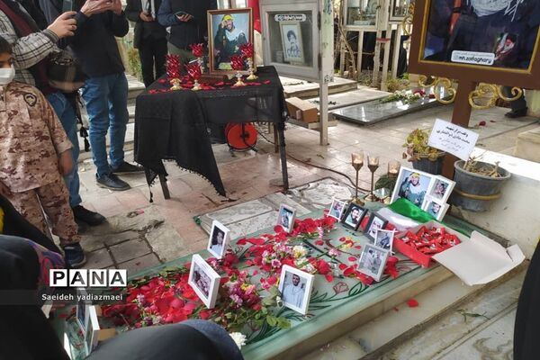 مراسم یادبود شهید مدافع حرم  محمد هادی ذورالفقاری