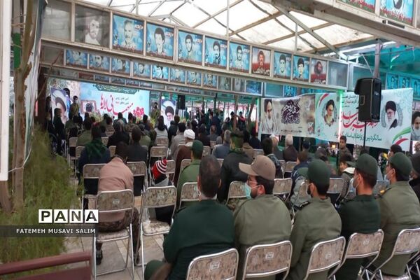 غبارروبی مزار شهدای قم به مناسبت دهه فجر-1