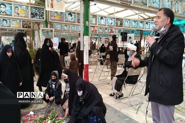 آیین مهمانی لاله ها در قم به مناسبت دهه فجر-2