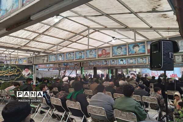 آیین مهمانی لاله ها در قم به مناسبت دهه فجر-2