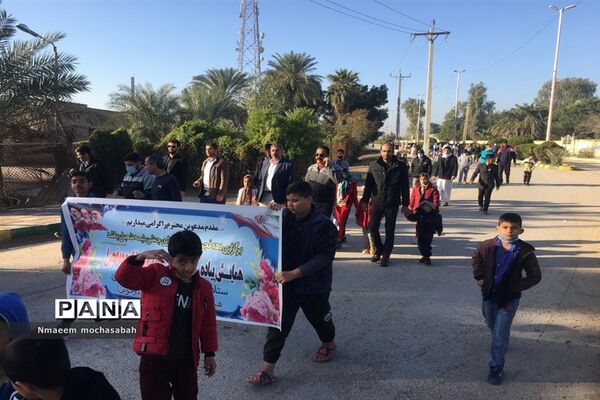 شرکت پیشتازان شادگان‌ در همایش پیاده‌روی