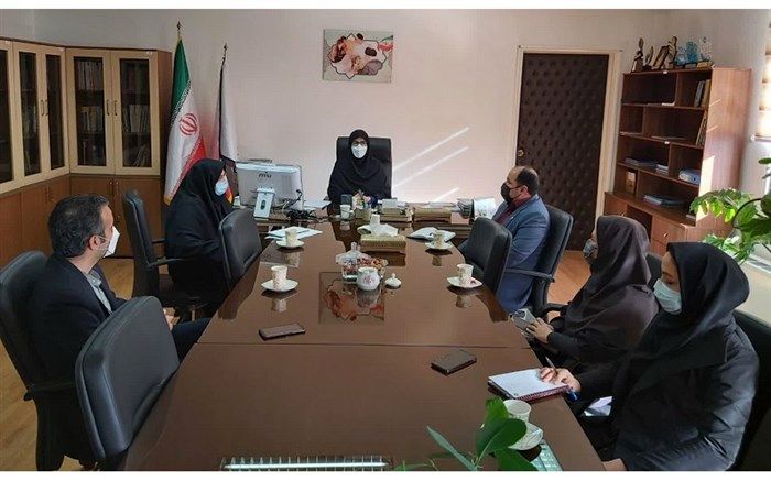 یادگیری موثر تحت تاثیر عوامل متعددی است که مدرسه سازی تنها یکی از آن‌هاست